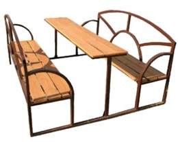 Столы и скамейки